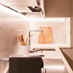 Flh Chiado Stylish Flat شقة *