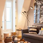 Flh Chiado Stylish Flat شقة Lisboa