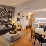 Flh Chiado Stylish Flat شقة *