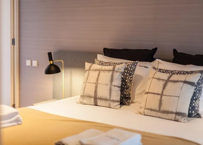 Flh Chiado Stylish Flat Apartman *